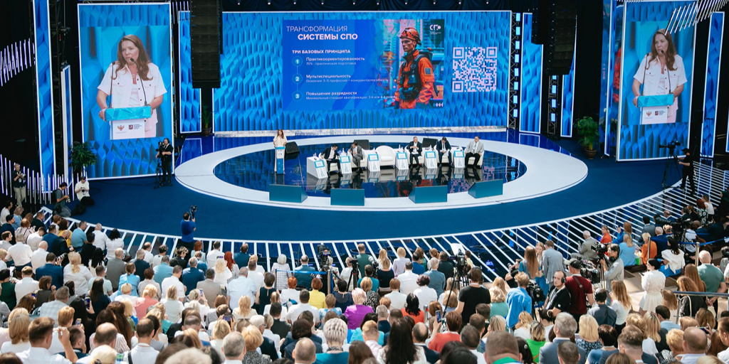 230817_RaV_tizer_web_005(8).jpg