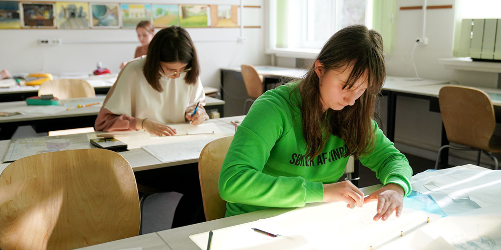priemnaya_kampaniya_v_kolledzhah_26_07_Samarin(15).jpg