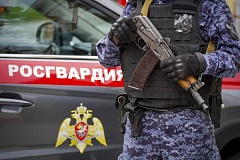 В Новой Москве росгвардейцы задержали гражданина, подозреваемого в сбыте наркотиков в особо крупном размере