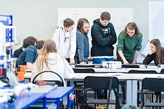 Анастасия Ракова рассказала о новых профессиях выпускников московских колледжей